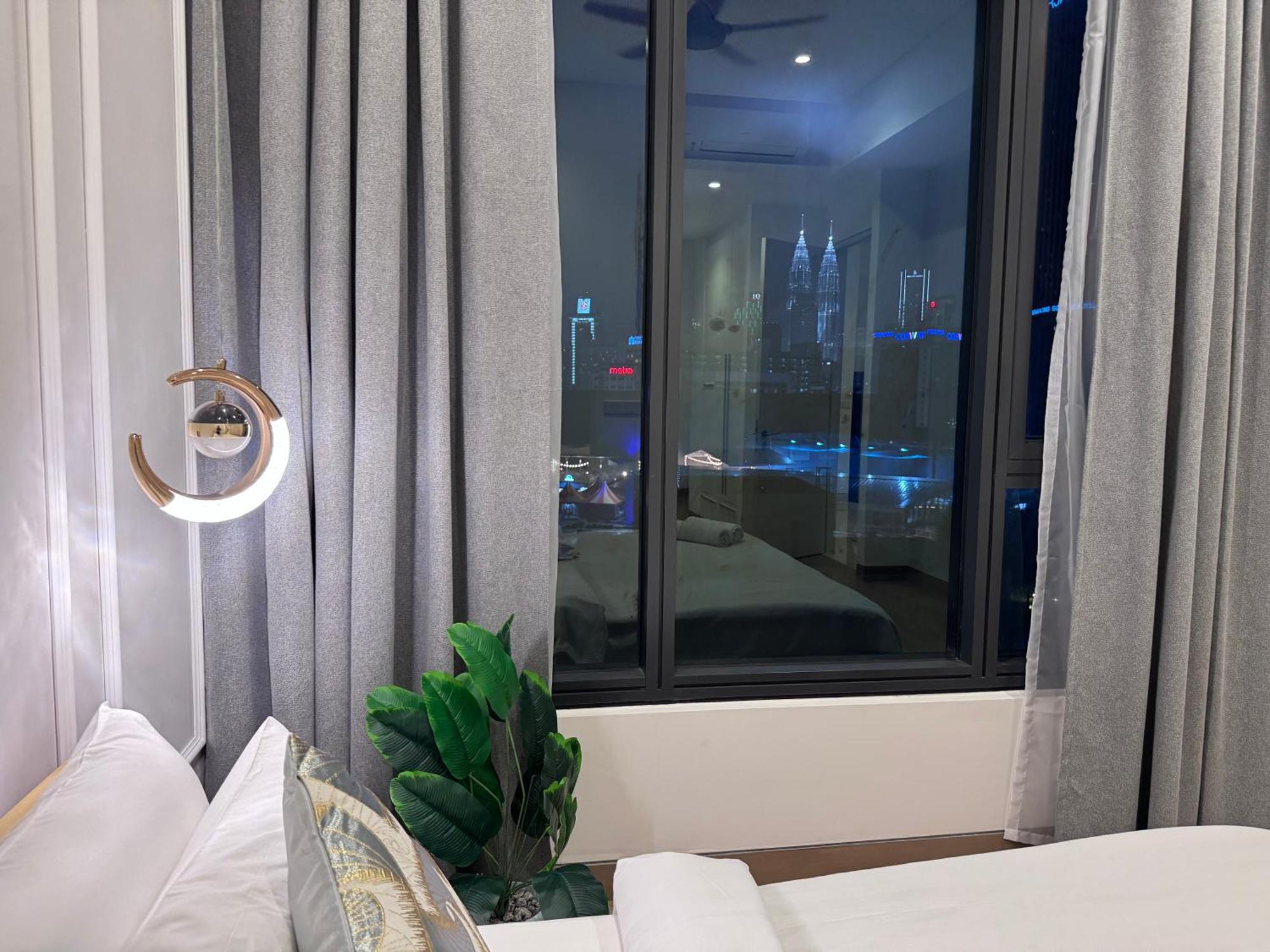Infinity Pool Suite Bukit Bintang Lalaport Bbcc Kuala Lumpur Bagian luar foto